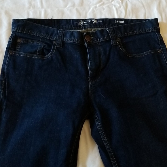 Jeans - Picture 3 of 4